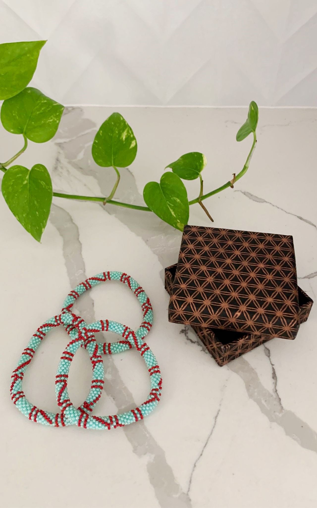 Surya Australia Rolling Beaded Bracelet made in Nepal - Latigo